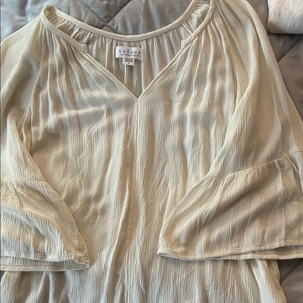 Velvet Women's Cream Blouse EUC an Anthropology line